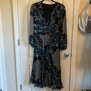 Ann Taylor long sleeve mixed print midi dress